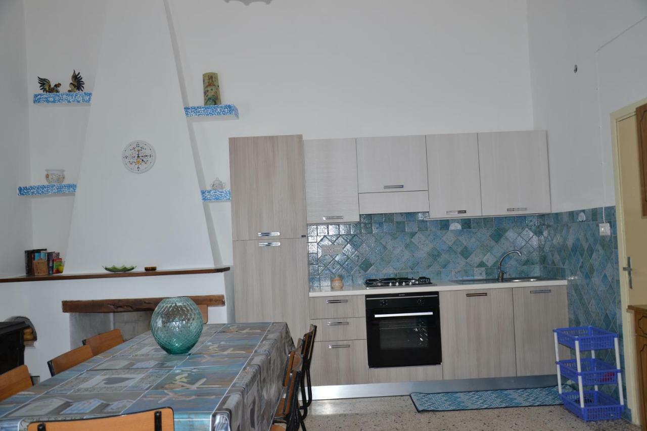 Casa indipendente immersa nel verde con vista mare Dorgali Buitenkant foto